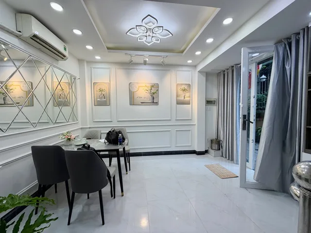 10M RA HOÀNG VĂN THỤ – LÔ GÓC HXH – NHÀ MỚI 5 TẦNG – BTCT – CHỈ HƠN 5 TỶ