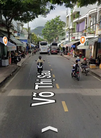 BÁN ĐẤT TẶNG NHÀ CẤP 4 ĐANG CÓ DÒNG TIỀN 5TR/THÁNG – MẶT TIỀN ĐƯỜNG VÕ THỊ SÁU, NAM NHA TRANG. DT 67m2. Giá 6,5 tỷ