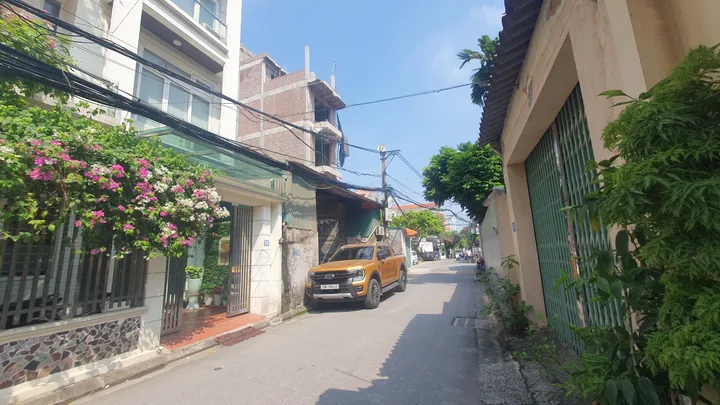 Bán Nhà riêng 86m2 có sẵn 86 m2 thổ cư giá 19.9 tỷ tại Đường Nguyễn Lam - Chọn - Phường Phúc Lợi Hà Nội