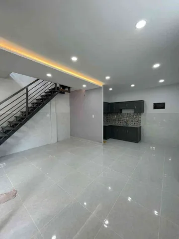 PHÚ THỌ QUẬN 11 KẾ CẦU CÂY GÕ 34M2 NGANG 5,2M 2 TẦNG 5.35 TỶ