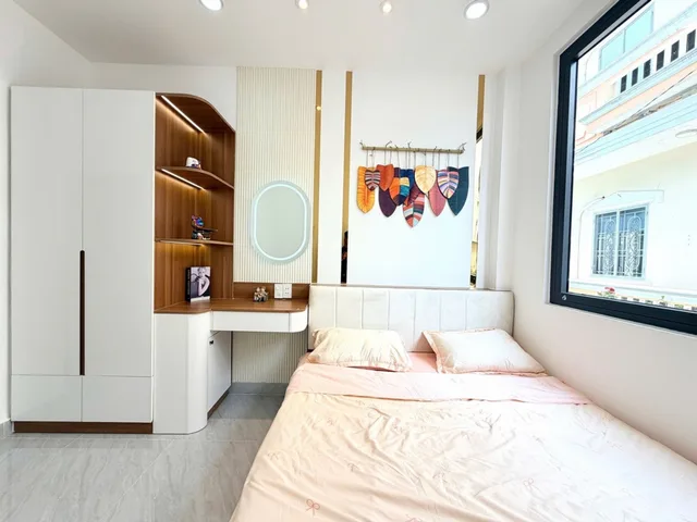 NHÀ 3 TẦNG ĐÚC BÊ TÔNG CỐT THÉP 
- HXH 6M- THÔNG ĐẶNG VĂN NGỮ KHU VIP - 3 TẨNG