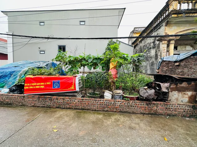 Bán Đất 50m2 có sẵn 50 m2 thổ cư giá 2.7 tỷ tại - Chọn - Xã Tân Tiến Huyện Văn Giang Hưng Yên