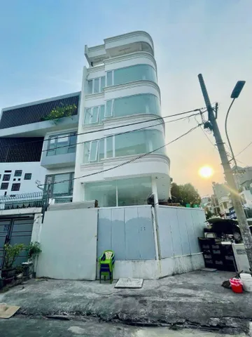 Bán Nhà Mặt Tiền 93 Hoà Hưng, Phường 13, Quận 10