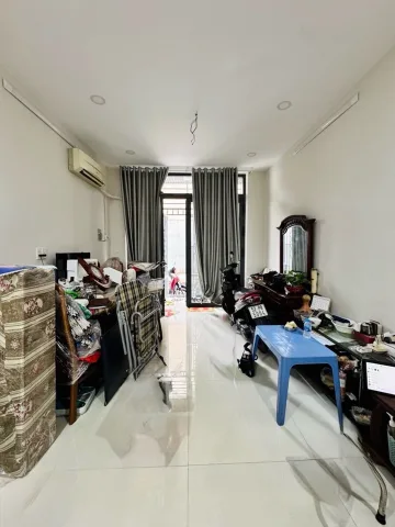 NHÀ MỚI ĐẸP – 3 TẦNG – 5PN – HXH SÁT MẶT TIỀN – GẦN CHỢ VÕ THÀNH TRANG – 7 TỶ 🔥