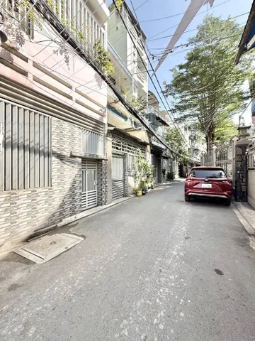 Gần MT Ba Tháng Hai, ngay Thành Thái. Vị trí kết nối nhanh Đại Học Hoa Sen, Bệnh viện Nhi Đồng 1, Lý Thường Kiệt.
+ Ngang 5.2 dài 13m xây 3 tầng, chỉ 11ty nhinh
+ Vị trí trung tâm Q10 kế bên Q1, Q3, Q5...
📞 LH ( Zalo/ SĐT ): 0706.120.931 Trang Nhà Phố