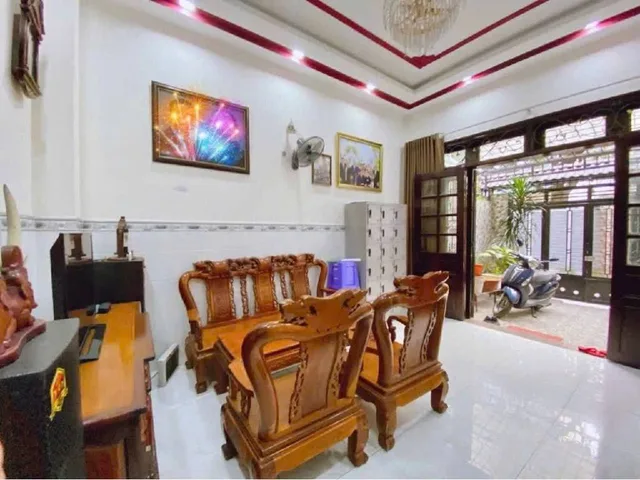 Hẻm xe hơi ngủ nhà, gần Vòng Xoay Lê Đại Hành - Nguyễn Thị Nhỏ, Công Viên Tân Phước và Lý Thường Kiệt. 68m2 xây 5 tầng
+ Nhà 5PN 5WC, 9ty 
+ Vị trí kết nối nhanh chung cư Lữ Gia Plaza, gần Lê Đại Hành, Ba Tháng Hai, Đại Học Bách Khoa, CV Đầm Sen... 
📞 