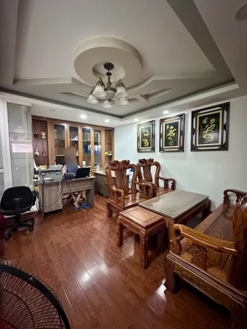 HXH TRÁNH – HẺM NHỰA KINH DOANH – THẲNG 1 TRỤC LÊ VĂN SỸ – NHÀ 5 TẦNG