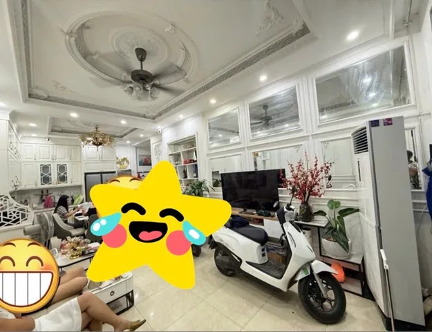 Bán Nhà riêng 42m2 có sẵn 42 m2 thổ cư giá 14.7 tỷ tại Đường Thịnh Quang Phường Thịnh Quang Quận Đống Đa Hà Nội