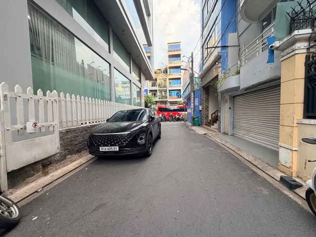 BÁN NHÀ ĐẸP 5 TẦNG, DTS 310M2, NGANG 6M,  BẠCH ĐẰNG, P.2, TÂN BÌNH, KHU SÂN BAY TSN, SHR