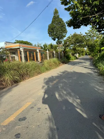 Bán Đất 202m2 có sẵn 202 m2 thổ cư giá 3.6 tỷ tại Đường Nguyễn Hữu trí Xã Thanh Phú Huyện Bến Lức Long An
