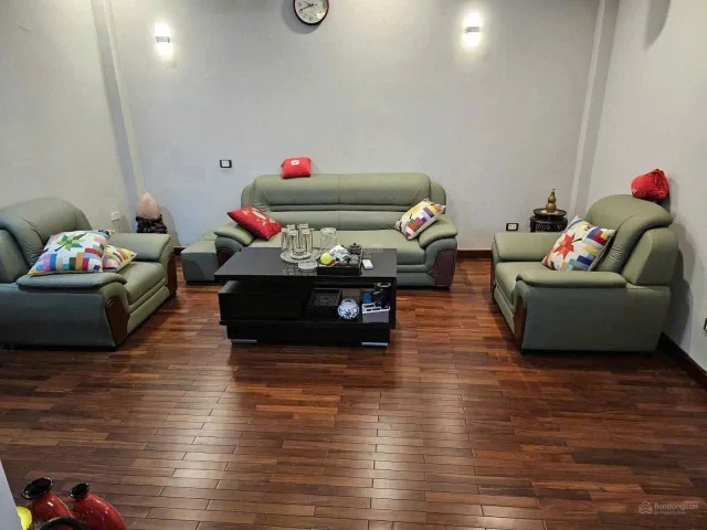 Cho thuê Nhà riêng 75m2 giá 30 triệu tại Đường Âu Cơ Phường Tứ Liên Quận Tây Hồ Hà Nội