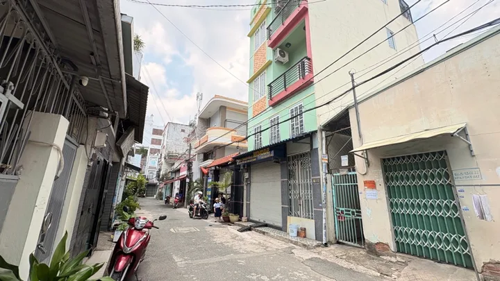 Bán Nhà riêng 61m2 có sẵn 61 m2 thổ cư giá 4.8 tỷ tại Đường Trung Mỹ Tây 2A Phường Trung Mỹ Tây Quận 12 TP. Hồ Chí Minh