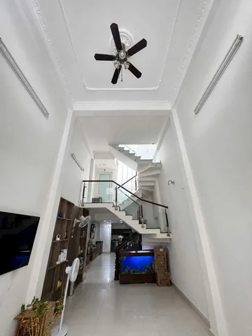 HUỲNH VĂN BÁNH PHÚ NHUẬN 50M² 3 TẦNG 3PN 2 MẶT HẺM THÔNG 6,7 TỶ