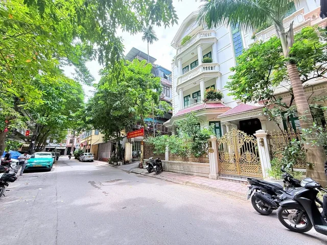 Bán Nhà Biệt thự 128m2 Đường Vĩnh Phúc - Ngọc Hà -  Ba Đình -  Hà Nội