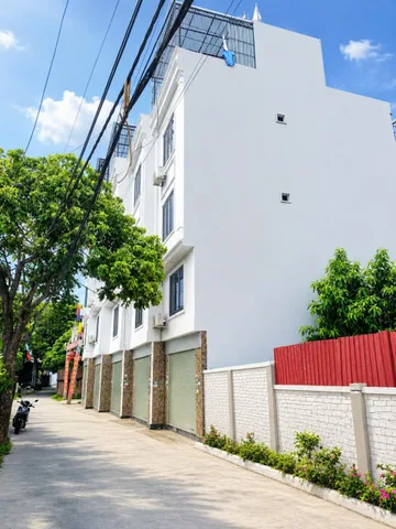 BÁN NHÀ 5 TẦNG PHỤNG CHÂU – DÒNG TIỀN 11 TR/THÁNG – Ô TÔ TRÁNH – CẠNH ĐH TDTT
