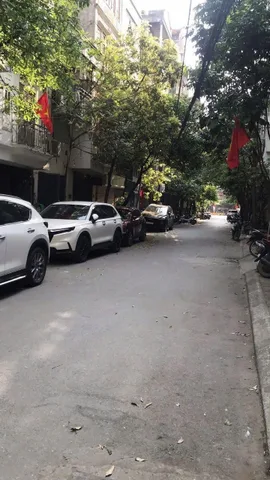 Cho thuê nhà ngõ 241 Chiến Thắng, Hà Đông 35m x 4T Ô TÔ ĐỖ CỬA giá 13.5 triệu