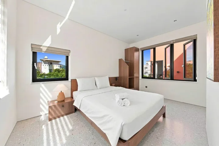 CHO THUÊ VILLA HỒ BƠI 5 PHÒNG NGỦ – MẶT TIỀN NGUYỄN ĐÌNH HOÀN, SƠN TRÀ
