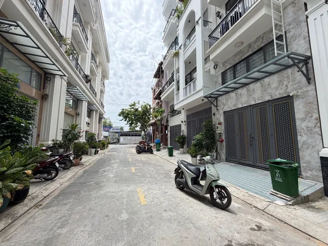 5 TẦNG - TRƯỜNG CHINH HXH THÔNG SÁT MẶT TIỀN NGUYỄN HỒNG ĐÀO -87M2 - NỞ HẬU