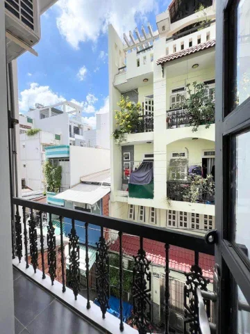 🏠CHDV DÒNG TIỀN LÊN ĐẾN 40tr/Tháng, VIP BÙI THỊ XUÂN THÔNG PHẠM VĂN HAI P3 TÂN BÌNH GIÁP PHÚ NHUẬN NGAY SÁT SÂN BAY, 54M2, 4 TẦNG SÂN THƯỢNG FULL HẾT NỘI THẤT, HẺM Ô TÔ ĐỖ SÁT NHÀ,SỔ ĐẸP HOÀN CÔNG ĐỦ