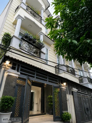 NHÀ ĐẸP THẠNH LỘC – THÔNG HÀ HUY GIÁP – TÔ NGỌC VÂN – GẦN TRƯỜNG THPT TRẦN CAO VÂN & CAO ĐẲNG ĐIỆN LỰC | 75M² – 3 TẦNG BTCT – HẺM XE HƠI – CHỈ 5.x TỶ