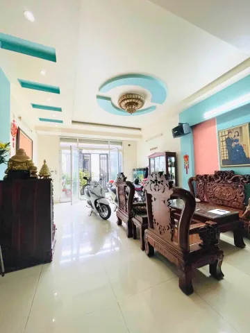 BÁ.N NHÀ ĐẸP CẠNH TÊN LỬ.A - AEO.N MAILL - ÔTÔ VÀO NGỦ - NH ( 10X16M ) GIẢM SỐC HƠN 2 TỶ CÒN NHỈNH 8$