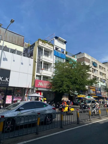 Bán Nhà Mặt Tiền 123 Đinh Tiên Hoàng, Phường 3, Quận Bình Thạnh