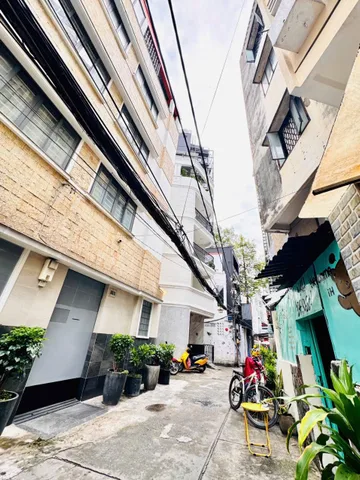 QUẬN 1: BÁN NHÀ 3 TẦNG CĂN GÓC 3 MẶT TIỀN HXH BÙI THỊ XUÂN, P.BẾN THÀNH- DT 6,4M*13,5M- SẮN HDT 50TR/TH- CHỈ CÁCH 1 CĂN DUY NHẤT RA MẶT TIỀN- 093.867.6685 GIANG GIANG