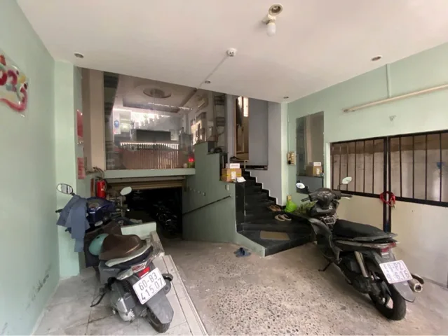 Quận Tân Bình) NGAY GA T3 - CỘNG HOÀ - DÒNG TIỀN 60Tr/Tháng