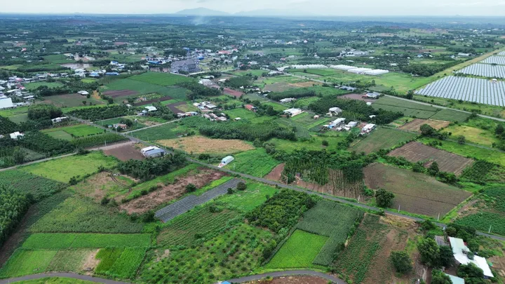 5x40m 200m2 có sẵn 80 m2 thổ cư tại Xã Đá Bạc Huyện Châu Đức Bà Rịa - Vũng Tàu