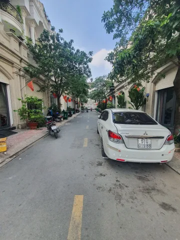 Bán Nhà riêng 4 Tầng, DT 68m2 có sẵn 68 m2 thổ cư giá 6.6 tỷ tại Đường Hẻm 246 Liên Khu 4-5 Phường Bình Hưng Hoà B Quận Bình Tân TP. Hồ Chí Minh