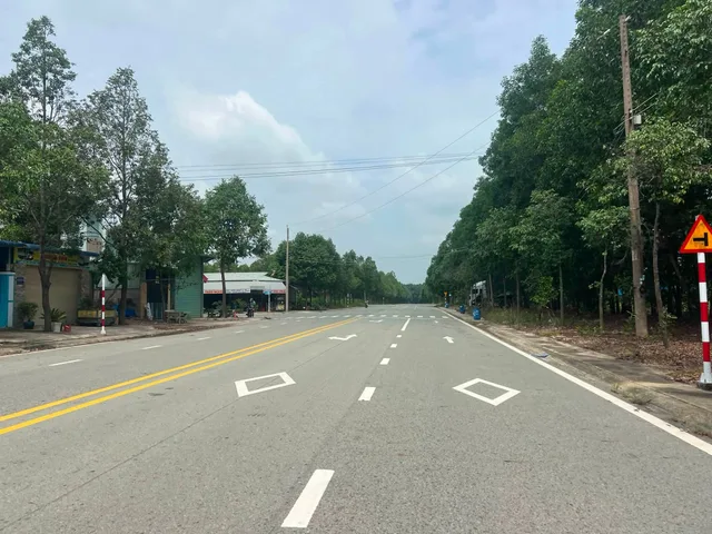 Bán Đất 450m2 có sẵn 120 m2 thổ cư giá 360 triệu tại Đường Lê Duẩn Thị trấn Chơn Thành Thị xã Chơn Thành Bình Phước