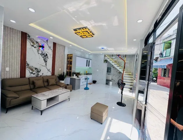 PHẠM VĂN CHÍ-QUẬN 6-XE TẢI ĐỖ CỬA-NHÀ ĐẸP Ở NGAY-DTSD 80M2-NHỈNH 5 TỶ(QS67)