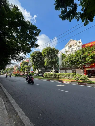 SIÊU PHẨM NHÀ ĐẸP LUNG LINH - ĐƯỜNG 8M – KHU PHÂN LÔ ĐẸP – ĐẶNG VĂN NGỮ, PHÚ NHUẬN – 50M² – KINH DOANH TỐT -NHINH 8TY
