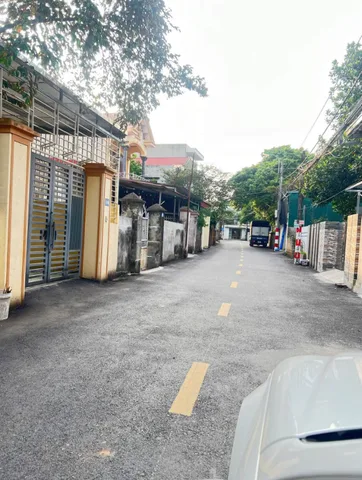 Bán Đất 100m2 có sẵn 100 m2 thổ cư giá 2 tỷ tại Phường Xuân Khanh Thị xã Sơn Tây Hà Nội