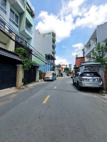 BÁN ĐẤT thổ cư Quận 2, MẶT TIỀN ĐƯỜNG Ô TÔ 12m có lề gần LÊ VĂN THỊNH full thổ giá Tl lộc