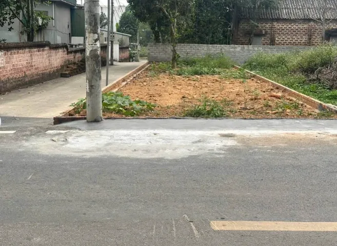 Bán Đất 100m2 có sẵn 100 m2 thổ cư giá 1.3 tỷ tại Phường Xuân Khanh Thị xã Sơn Tây Hà Nội