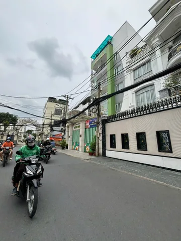 NHÀ HOÀNG VĂN THỤ – NGUYỄN VĂN TRỖI – PHAN ĐÌNH GIÓT – NGANG 7.5M CHỈ 14.9 TỶ