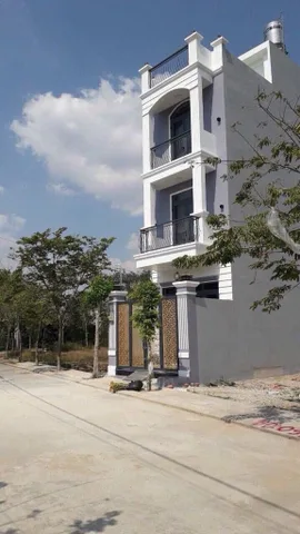 Bán Nhà riêng 60m2 có sẵn 57 m2 thổ cư giá 5.9 tỷ tại Phường Long Trường Quận 9 TP. Hồ Chí Minh
