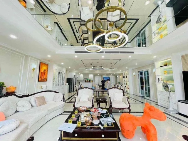 Bán Nhà riêng 400m2 có sẵn 400 m2 thổ cư giá 123 tỷ tại Phường Phúc Lợi Quận Long Biên Hà Nội