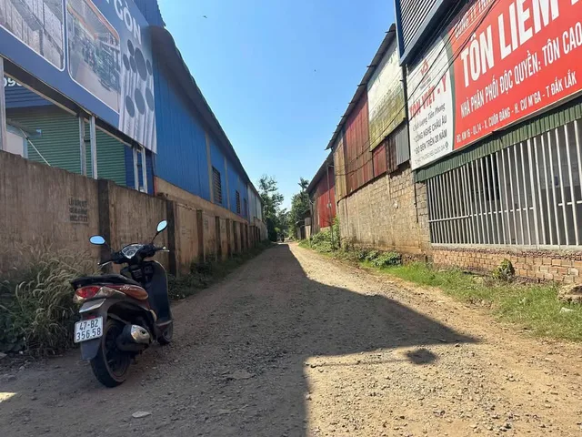 Bán Đất 500m2 có sẵn 120 m2 thổ cư giá 1.6 tỷ tại Xã Cuor Đăng Huyện Cư M'gar Đắk Lắk