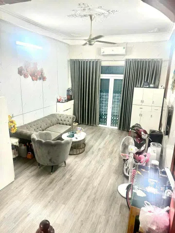 CHO THUÊ NHÀ KHƯƠNG TRUNG, THANH XUÂN, NGÕ RỘNG Ô TÔ TẢI, 4 NGỦ SẴN NỘI THẤT