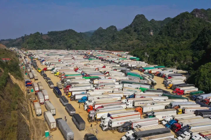 Cho thuê Kho Bãi từ 1000m2 - 6000m2 giá 60 triệu Gần Cảng Cái Cui Xây Dựng Theo Nhu Cầu