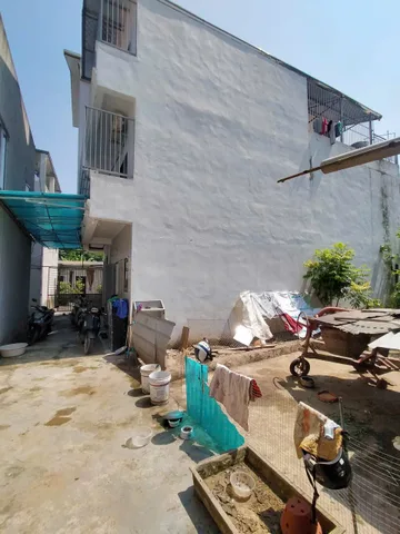 Cần bán gấp đất gần chợ Cống Chúc Sơn, cách quốc lộ 6 300m. Giá rẻ 2.x tỷ.