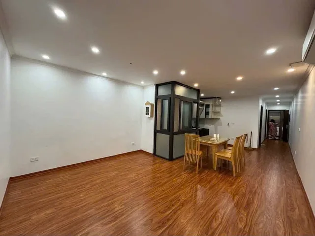 CHO THUÊ CĂN HỘ CHUNG CƯ PHỐ THÁI HÀ, ĐỐNG ĐA, 90M2, 2 NGỦ Ở LUÔN