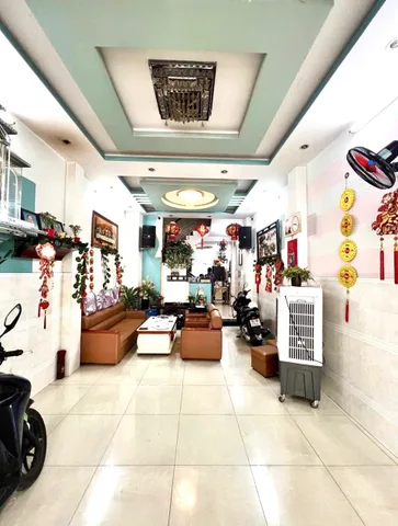BÁN NHÀ 3 TẦNG-VÕ VĂN KIỆT-CẠNH Q6-ĐƯỜNG NHỰA Ô TÔ VÀO NHÀ-4X13-CHỈ 5 ĐỒNG NHỎ(QT58)