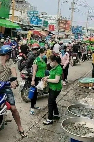 Cho thuê mặt bằng khung tại DTL768 KCN Thạnh Phú- DT300 hơn m vuông, hệ thống tuyệt