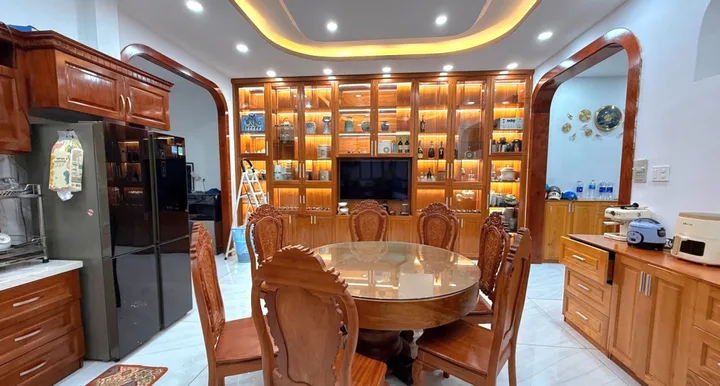 BIỆT THỰ MINI CẠNH KINH DƯƠNG VƯƠN.G  - KHU TÊN LỬ.A  - HẺM ÔTÔ  - NH g ( 8X28M )
