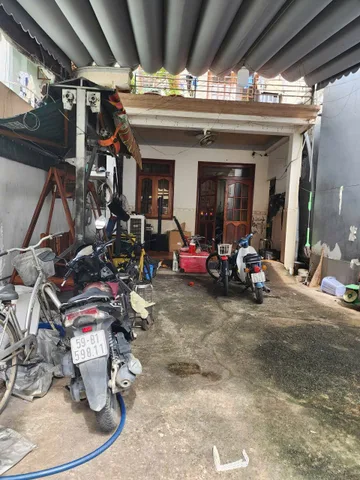 BÁN NHÀ MẶT TIỀN Quận 2, Diện tích lớn 207,4m2, nhà gần chợ TÂN LẬP ngang 6,3m Giá bán 17 TỶ TL 🔥