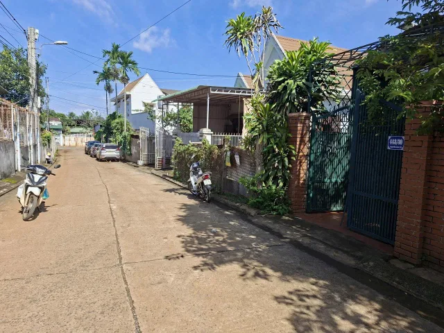 Bán Đất 254.8m2 có sẵn 150 m2 thổ cư giá 5 tỷ tại Phường Tân Lập Thành phố Buôn Ma Thuột Đắk Lắk