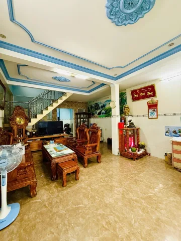 HIẾM! BÌNH HƯNG HÒA – HẺM XE TẢI TRÁNH NHAU – NỞ HẬU TÀI LỘC